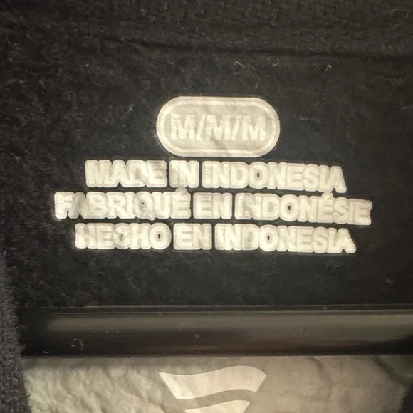 Boston Bruins Hoodie - Picture 2 of 2